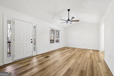 Welcome home to this cutie, updated 3-bedroom,2 bath home that on Turtle Cove Golf Course in Georgia - for sale on GolfHomes.com, golf home, golf lot