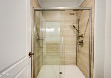 Fantastic town home in Troon.  This is the perfect layout with 3 on Troon North Golf Club  in Arizona - for sale on GolfHomes.com, golf home, golf lot