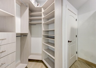 Fantastic town home in Troon.  This is the perfect layout with 3 on Troon North Golf Club  in Arizona - for sale on GolfHomes.com, golf home, golf lot