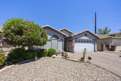Charming 2BR, 2BA home in the very active adult community of Sun on Sun Lakes Country Club in Arizona - for sale on GolfHomes.com, golf home, golf lot