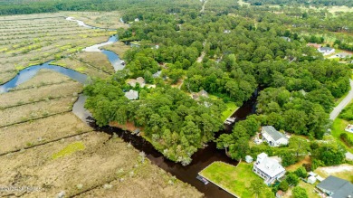 Waterfront lot perfectly tucked away at the end of a culdesac in on Star Hill Golf Club  in North Carolina - for sale on GolfHomes.com, golf home, golf lot