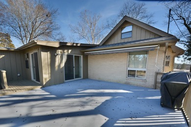 *TEE UP*  Located directly across from the beautiful Hot Springs on Hot Springs Golf and Country Club in Arkansas - for sale on GolfHomes.com, golf home, golf lot