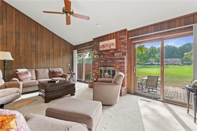 Welcome to this inviting ranch-style, single-level townhome with on Leawood South Country Club in Kansas - for sale on GolfHomes.com, golf home, golf lot
