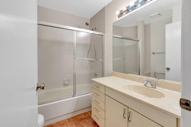 Spacious and well-maintained 3BD/2BA villa in the desirable on Aberdeen Golf and Country Club in Florida - for sale on GolfHomes.com, golf home, golf lot