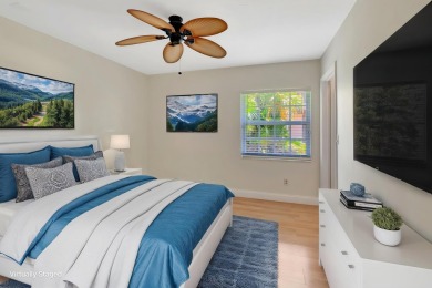 Spacious and well-maintained 3BD/2BA villa in the desirable on Aberdeen Golf and Country Club in Florida - for sale on GolfHomes.com, golf home, golf lot