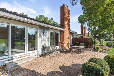 Welcome to this inviting ranch-style, single-level townhome with on Leawood South Country Club in Kansas - for sale on GolfHomes.com, golf home, golf lot