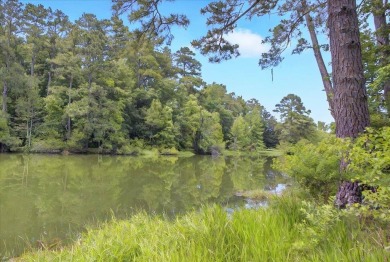 Lovely Lakefront Home! Custom Brick Beauty nestled on Golden on Golden Eagle Country Club in Florida - for sale on GolfHomes.com, golf home, golf lot