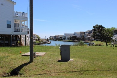 2/414  Cleared lot, with water and sewer availability.  This on Captains Cove Golf and Yacht Club in Virginia - for sale on GolfHomes.com, golf home, golf lot