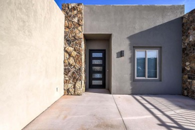 Fully Furnished Customized Rustic Retreat with Rooftop Deck  Hot on Sand Hollow Golf Resort in Utah - for sale on GolfHomes.com, golf home, golf lot