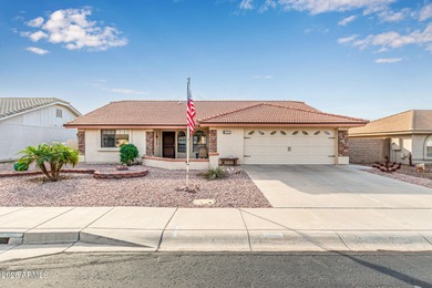 Welcome to this beautifully updated 2-bed plus den/2- bath home on Sunland Springs Golf Course  in Arizona - for sale on GolfHomes.com, golf home, golf lot