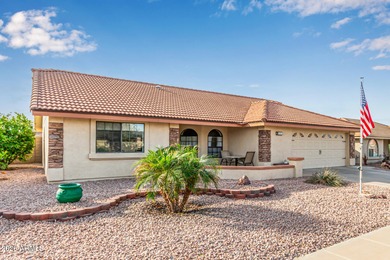 Welcome to this beautifully updated 2-bed plus den/2- bath home on Sunland Springs Golf Course  in Arizona - for sale on GolfHomes.com, golf home, golf lot