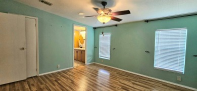 Stunning 3 bedroom 2 bath home in 55,+ Resort style community in on Zephyrhills Municipal Golf Course in Florida - for sale on GolfHomes.com, golf home, golf lot