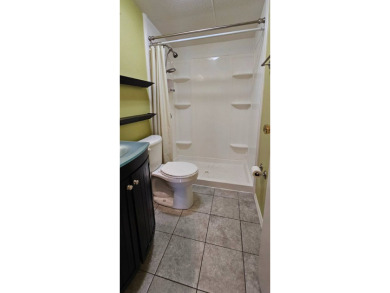 Stunning 3 bedroom 2 bath home in 55,+ Resort style community in on Zephyrhills Municipal Golf Course in Florida - for sale on GolfHomes.com, golf home, golf lot