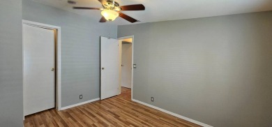 Stunning 3 bedroom 2 bath home in 55,+ Resort style community in on Zephyrhills Municipal Golf Course in Florida - for sale on GolfHomes.com, golf home, golf lot
