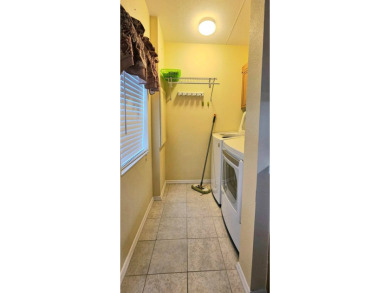 Stunning 3 bedroom 2 bath home in 55,+ Resort style community in on Zephyrhills Municipal Golf Course in Florida - for sale on GolfHomes.com, golf home, golf lot