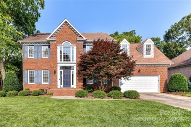 Beautiful, Well Maintained, 2 Story, 4 Bedroom, 2.5 Bath Home on The Divide Golf Club in North Carolina - for sale on GolfHomes.com, golf home, golf lot