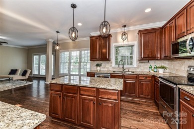 Beautiful, Well Maintained, 2 Story, 4 Bedroom, 2.5 Bath Home on The Divide Golf Club in North Carolina - for sale on GolfHomes.com, golf home, golf lot