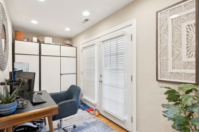 Spacious and meticulously maintained 2BD/2BA in West Ridge! This on Robert Black Golf Course in Illinois - for sale on GolfHomes.com, golf home, golf lot