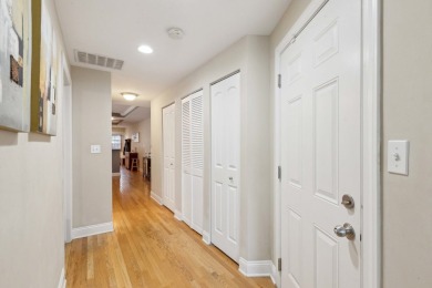 Spacious and meticulously maintained 2BD/2BA in West Ridge! This on Robert Black Golf Course in Illinois - for sale on GolfHomes.com, golf home, golf lot