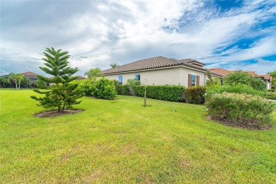 AFFORDABLE LUXURY! Full of light and comfort, this stunning on Rosedale Golf and Tennis Club in Florida - for sale on GolfHomes.com, golf home, golf lot