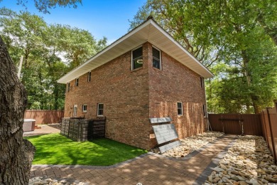 LOCATION - LOCATION - LOCATION!  Looking for your perfect piece on Beachwood Golf Club in South Carolina - for sale on GolfHomes.com, golf home, golf lot