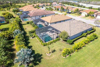 NEW PRICE! AFFORDABLE LUXURY! IDEAL LOCATION! Full of LIGHT and on Rosedale Golf and Tennis Club in Florida - for sale on GolfHomes.com, golf home, golf lot