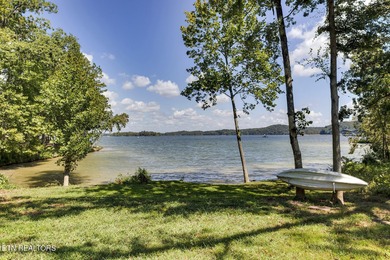 Exceptional Lakefront Living in WindRiver Golf & Country Club on Wind River Golf Course in Tennessee - for sale on GolfHomes.com, golf home, golf lot