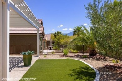 This delightful single-level 2-bedroom, 2-bathroom home is on Conestoga Golf Club in Nevada - for sale on GolfHomes.com, golf home, golf lot