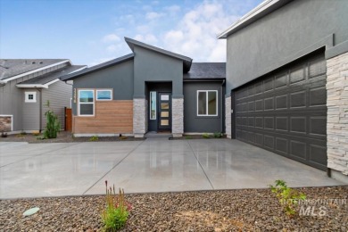 Discover the Alder at Valor! A thoughtfully designed home on Falcon Crest Golf Club in Idaho - for sale on GolfHomes.com, golf home, golf lot
