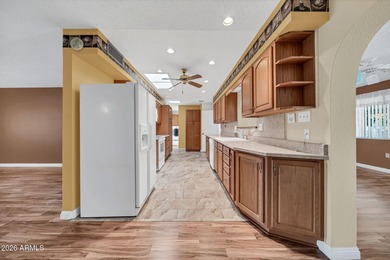 Looking for a 2 bedroom 2 bath home PLUS DEN in Sun City?? on Sun City Lakes West and East in Arizona - for sale on GolfHomes.com, golf home, golf lot