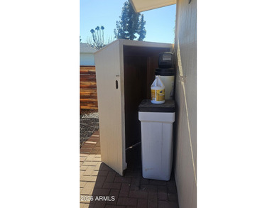 Looking for a 2 bedroom 2 bath home PLUS DEN in Sun City?? on Sun City Lakes West and East in Arizona - for sale on GolfHomes.com, golf home, golf lot