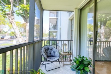 Ensenada's best kept secret! This rarely available 2 story unit on Turnberry Isle Resort and Club in Florida - for sale on GolfHomes.com, golf home, golf lot