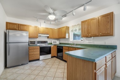 3/1617 3 BR/2 BA Rancher, Comfortable living all on one level on Captains Cove Golf and Yacht Club in Virginia - for sale on GolfHomes.com, golf home, golf lot