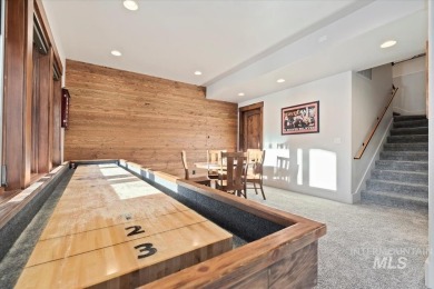 Welcome to this Mountain retreat that offers luxury and comfort on Jug Mountain Ranch Golf Course in Idaho - for sale on GolfHomes.com, golf home, golf lot