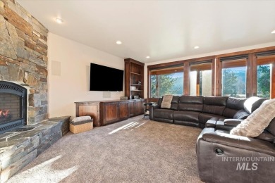 Welcome to this Mountain retreat that offers luxury and comfort on Jug Mountain Ranch Golf Course in Idaho - for sale on GolfHomes.com, golf home, golf lot