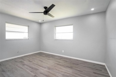 NEWS FLASH! AT ASKING PRICE, SELLER IS OFFERING $3000 TOWARDS on Mainlands Golf Club in Florida - for sale on GolfHomes.com, golf home, golf lot