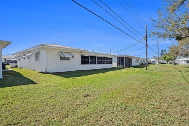 NEWS FLASH! AT ASKING PRICE, SELLER IS OFFERING $3000 TOWARDS on Mainlands Golf Club in Florida - for sale on GolfHomes.com, golf home, golf lot