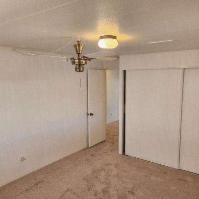 This property has a unique 2 bed/2 bath cozy open floor plan on Palm Desert Greens Country Club in California - for sale on GolfHomes.com, golf home, golf lot