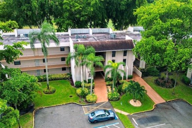 Welcome home to this renovated 2 bed, 2 bath condo at the highly on Colony West Country Club in Florida - for sale on GolfHomes.com, golf home, golf lot