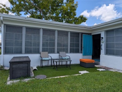 Location, location, location...Great opportunity to purchase a on Mainlands Golf Club in Florida - for sale on GolfHomes.com, golf home, golf lot