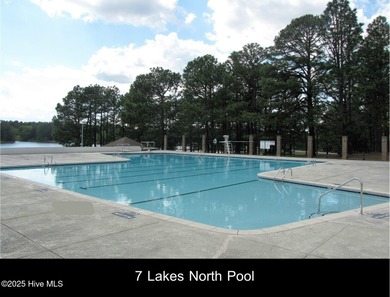 GOLF FRONT! COMPLETELY REMODELED! This stunning 3-bedroom on Seven Lakes Country Club in North Carolina - for sale on GolfHomes.com, golf home, golf lot
