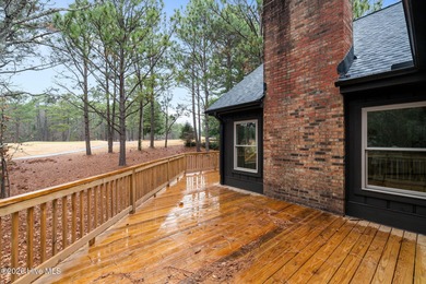 GOLF FRONT! COMPLETELY REMODELED! This stunning 3-bedroom on Seven Lakes Country Club in North Carolina - for sale on GolfHomes.com, golf home, golf lot