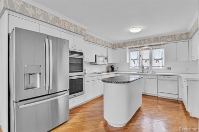 Don't miss out on this end unit condo featuring TWO bedrooms and on Shenandoah Country Club in Michigan - for sale on GolfHomes.com, golf home, golf lot