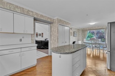 Don't miss out on this end unit condo featuring TWO bedrooms and on Shenandoah Country Club in Michigan - for sale on GolfHomes.com, golf home, golf lot