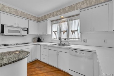 Don't miss out on this end unit condo featuring TWO bedrooms and on Shenandoah Country Club in Michigan - for sale on GolfHomes.com, golf home, golf lot