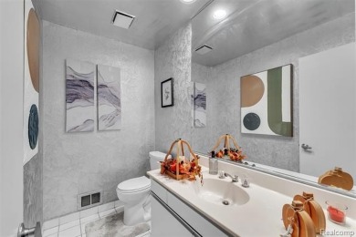 Don't miss out on this end unit condo featuring TWO bedrooms and on Shenandoah Country Club in Michigan - for sale on GolfHomes.com, golf home, golf lot