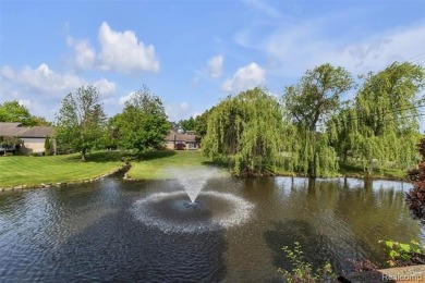 Don't miss out on this end unit condo featuring TWO bedrooms and on Shenandoah Country Club in Michigan - for sale on GolfHomes.com, golf home, golf lot