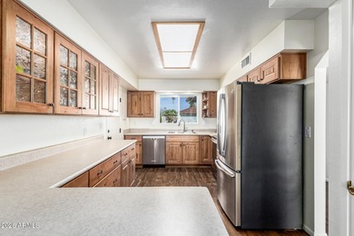 Remodeled Sun City Charmer on the golf course! Live in one of on Sun City Lakes West and East in Arizona - for sale on GolfHomes.com, golf home, golf lot