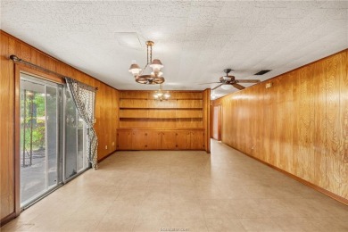 Located on a large corner lot this property is ready for its on Hearne Municipal Golf Course in Texas - for sale on GolfHomes.com, golf home, golf lot