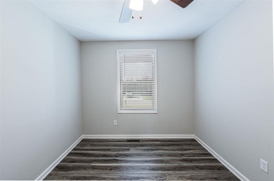Discover modern comfort and effortless convenience in this on Franklin Country Club in Kentucky - for sale on GolfHomes.com, golf home, golf lot